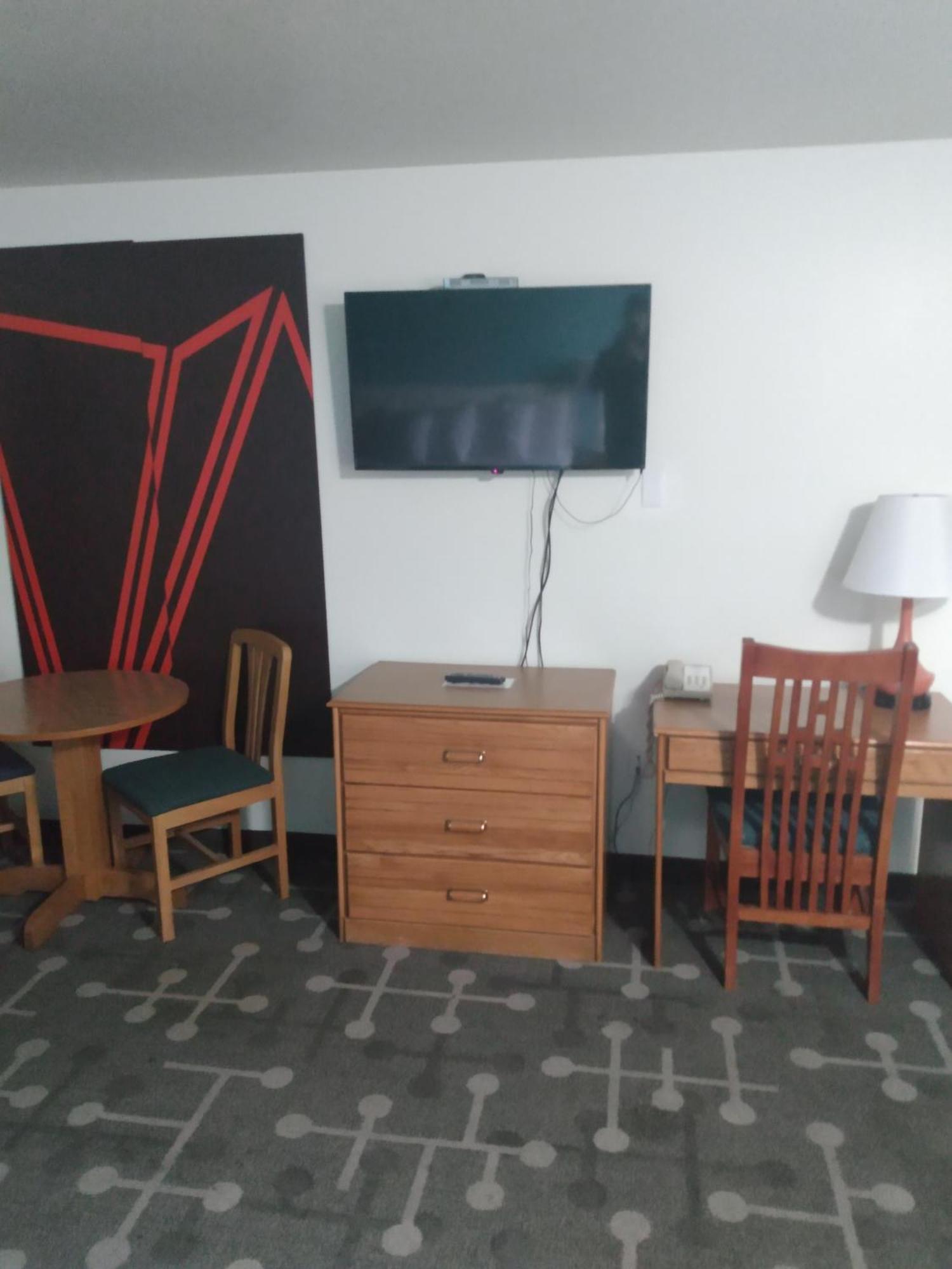 Howard Johnson By Wyndham Roseburg Extérieur photo