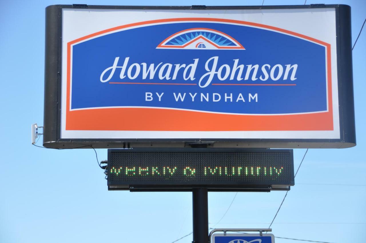 Howard Johnson By Wyndham Roseburg Extérieur photo