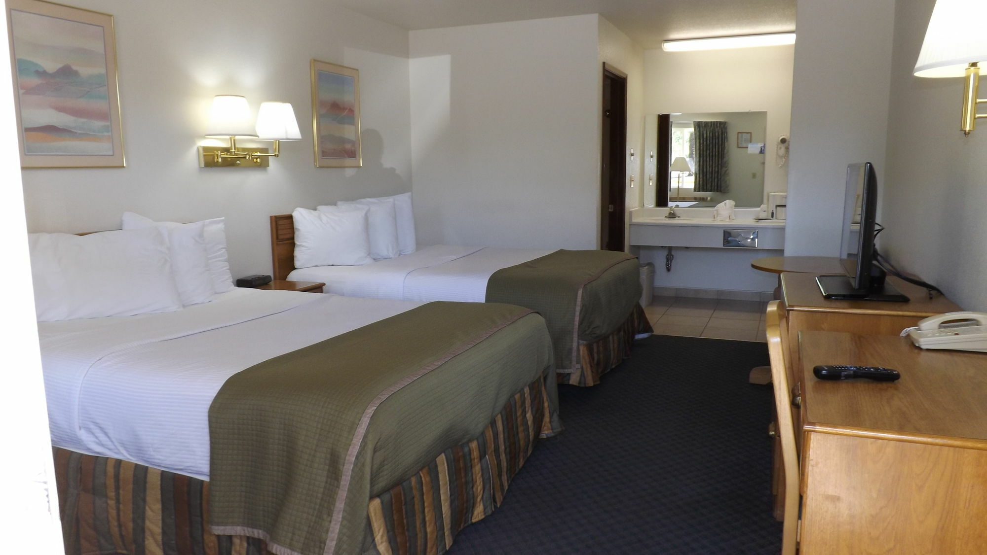 Howard Johnson By Wyndham Roseburg Extérieur photo